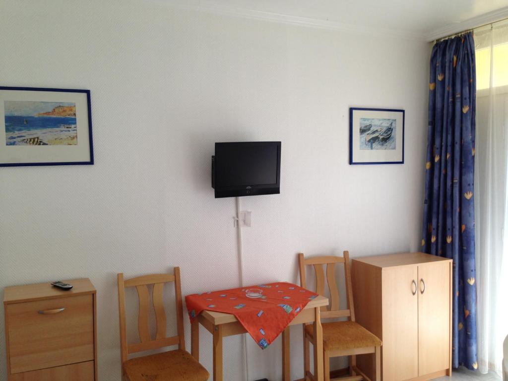 Kosztolanyi Apartmanhaz Balatonfured Bagian luar foto