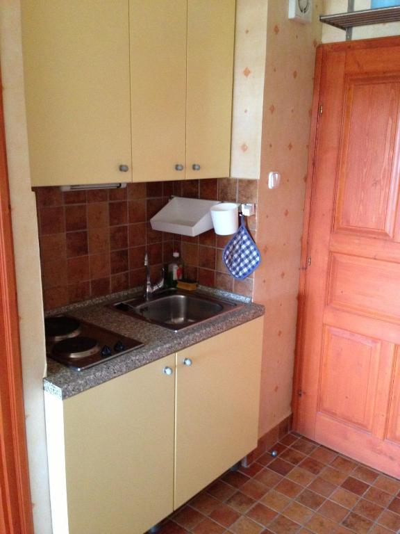 Kosztolanyi Apartmanhaz Balatonfured Bagian luar foto